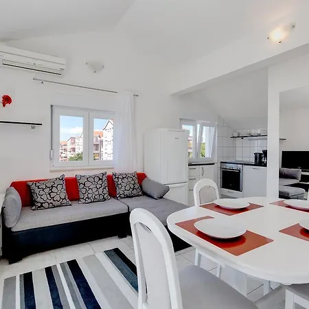 Apartment Romansa Zadar